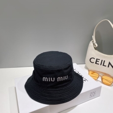 MIUMIU